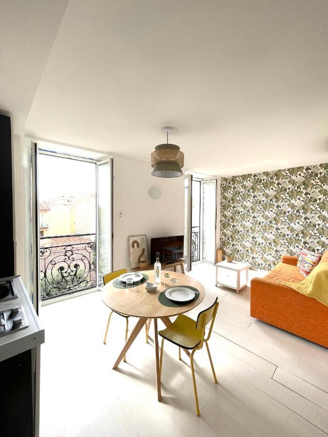 Apartament Menton Studio Face Au Jardin Bioves Fetes Des Citrons 3Min De La Mer Zewnętrze zdjęcie